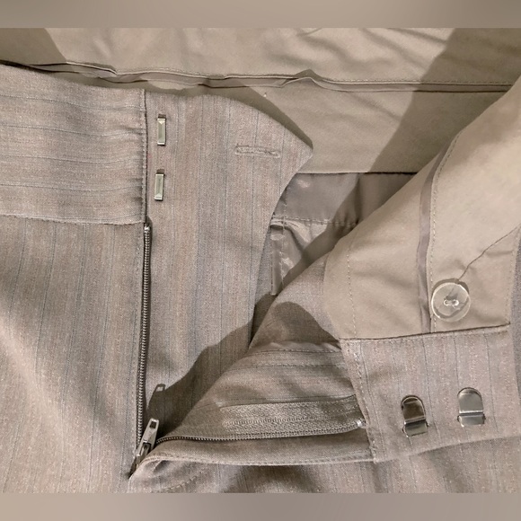 Mossimo Supply Co.  Khaki and Blue Stripped Capris - Picture 4 of 7